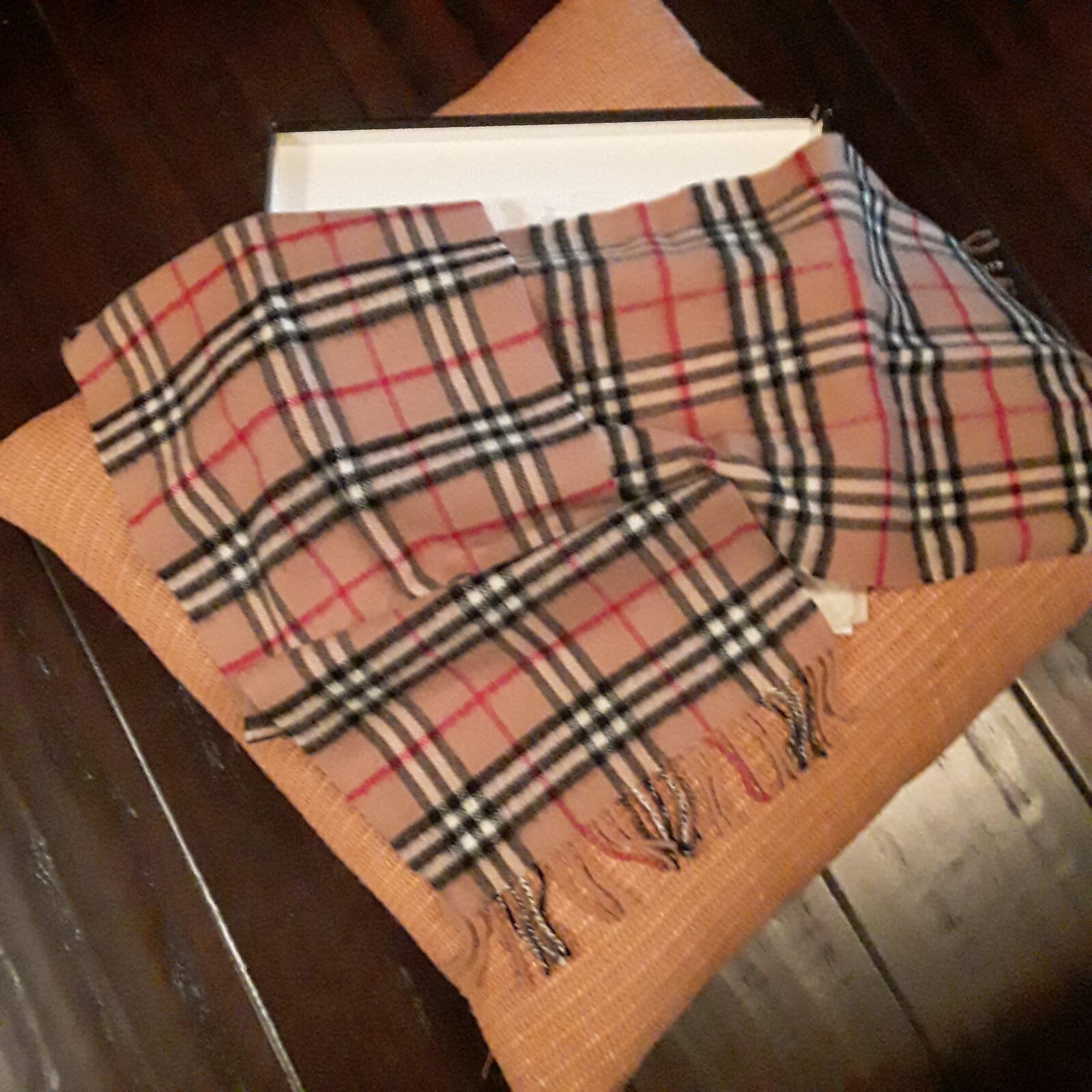 burberrys vintage 100 lambswool scarf NEW in original gift box!!! eBay