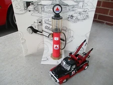 Citgo Service Station Display w/ Pump & Tow Truck - 1990's