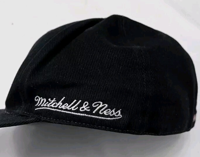 FW22 Supreme x Mitchell & Ness Doughboy Fitted 6-panel Black