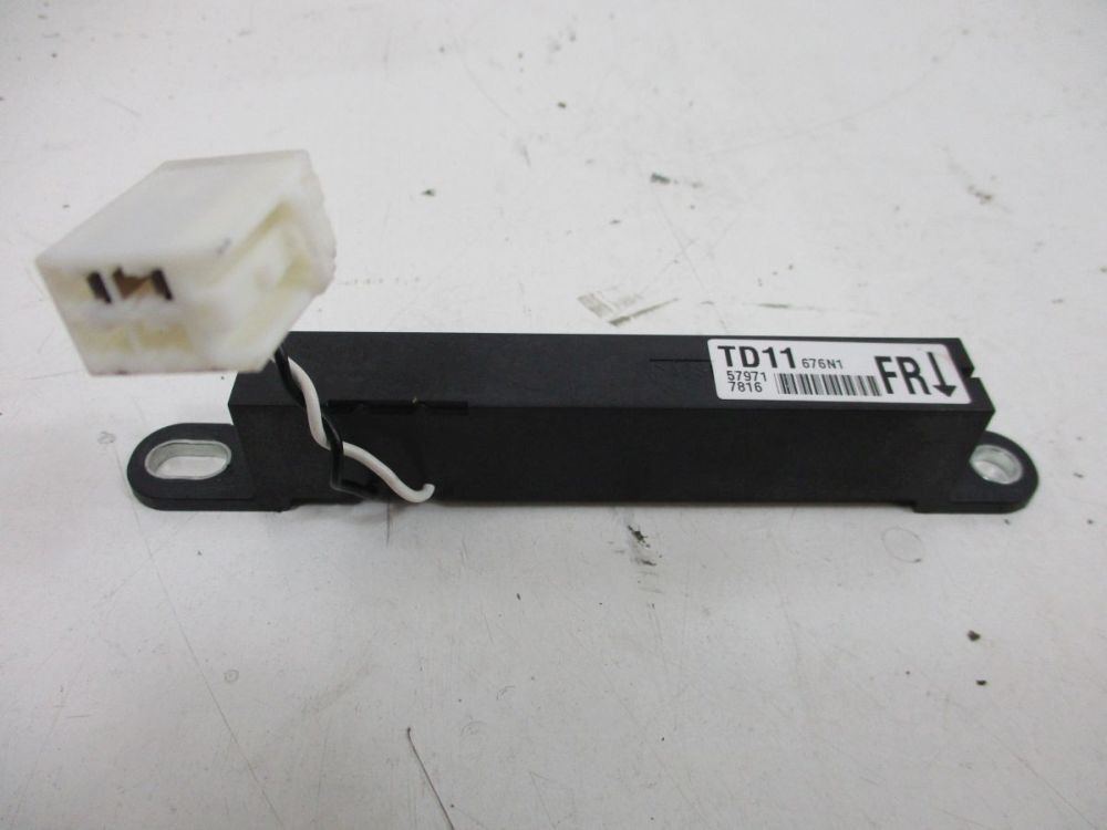 Sensor Antenna Keyless Entry Front Right Fits For MAZDA CX-9