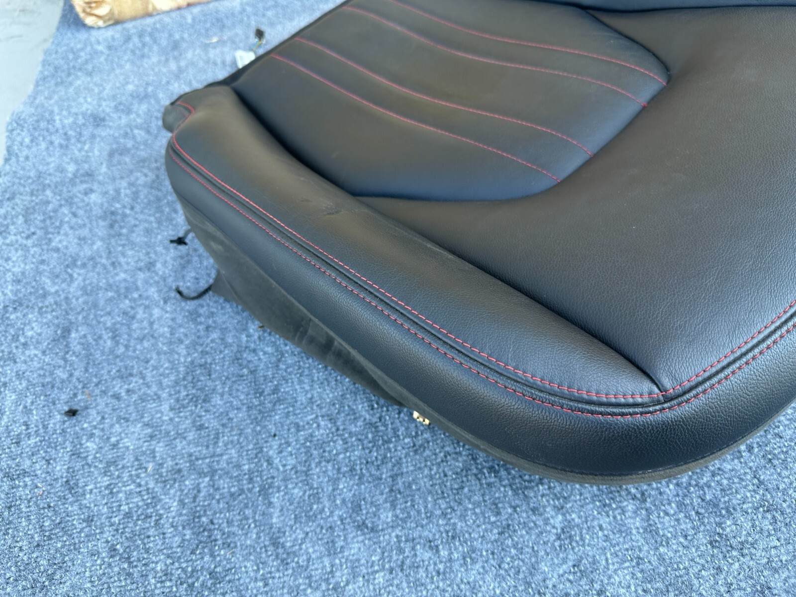 FRONT LEFT BOTTOM SEAT LEATHER CUSHION COVER 14-20 MASERATI GHIBLI Q4