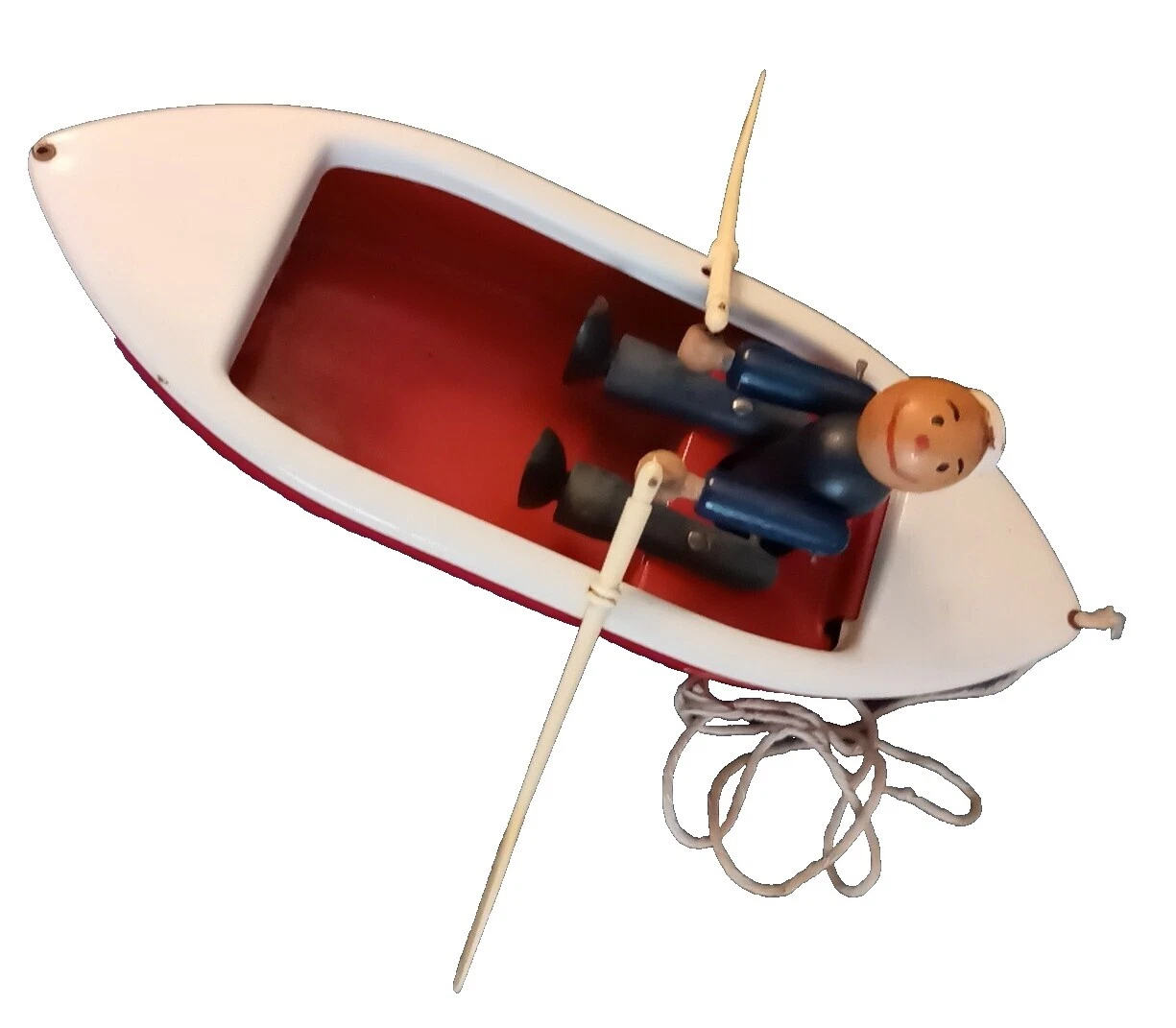 Литые лодки из прессованной стали