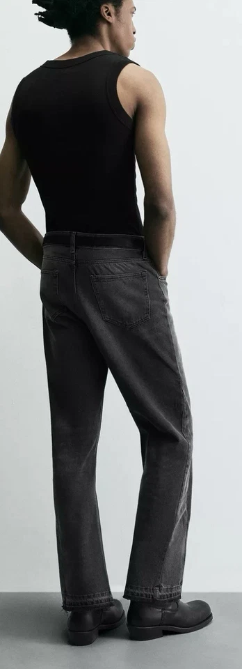 Pantalones de mezclilla Zara negros acampanados para hombre 34 0840/333 Foto 3 de 4