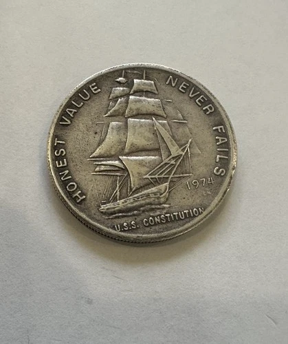 Vintage 1985 USS Constitution 1 Troy Oz Fine SILVER Round Liberty Mint Capsule