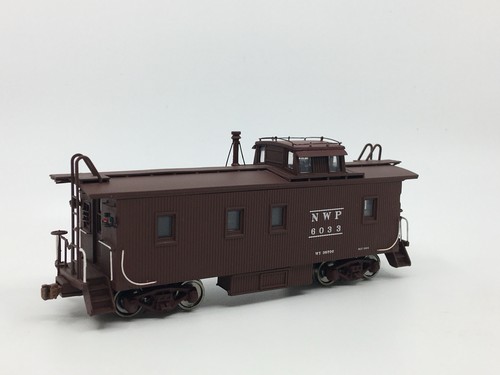 Cabalé de madera escala HO Walthers Northwestern Pacific C-30-1 NWP 6033 ruedas de metal | Condition: Used
