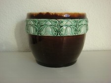 Seltener und alter wundersch&ouml;ner Majolika Prunk Topf markiert Blumentopf