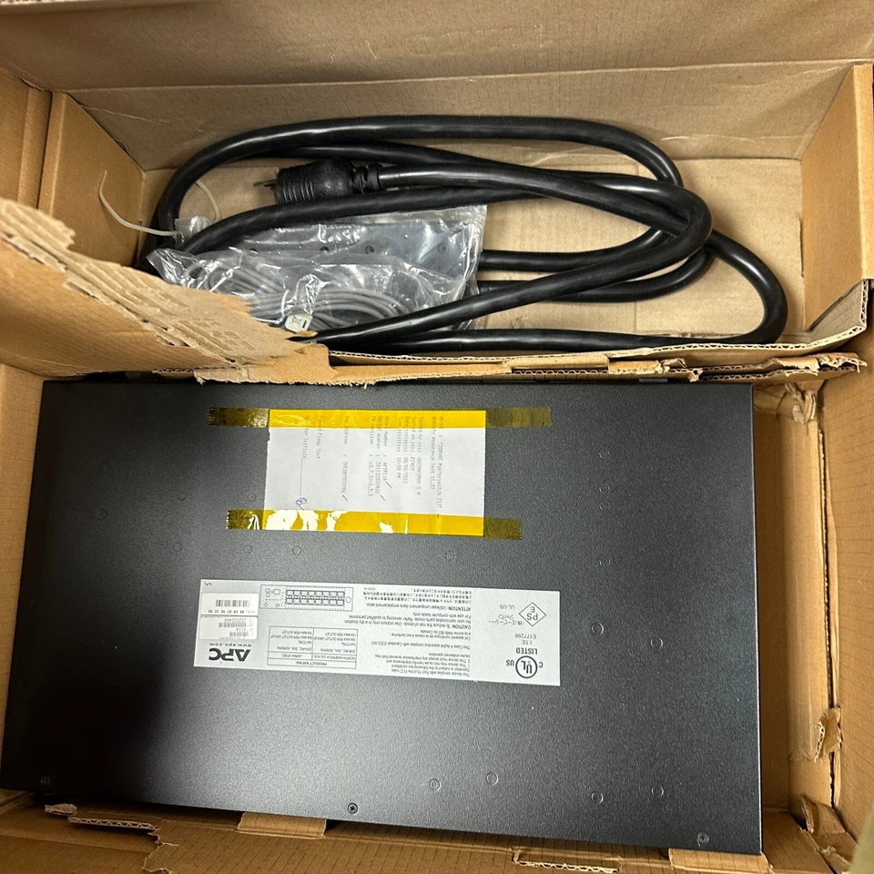 APC AP7911A Switched Rack PDU Power Distribution 208V 30A 16x IEC 60320 C13 - Image 4 of 4