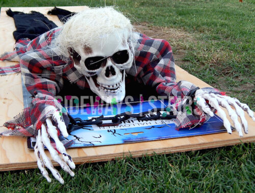 CRAWLING SKELETON ANIMATED PROP Halloween decoration zombie plaid shirt creepy - Picture 1 of 10