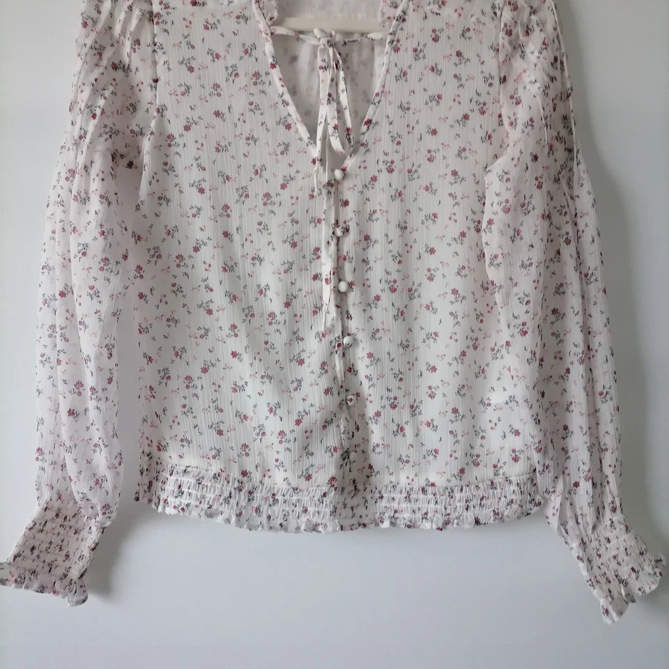 Blusa Top Floral Abercrombie & Fitch Para Mujer Blanca Cuello en V Manga Abullonada Talla XS Foto 3 de 4