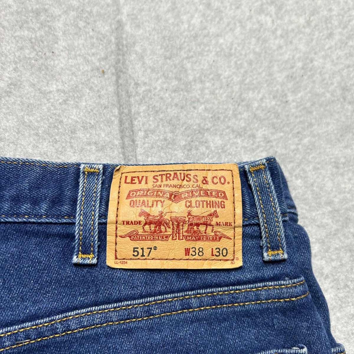 Vintage Levis 517 Jeans Mens 36 X 28 Boot Cut 90s Blue Medium Wash