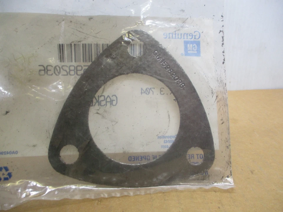 GM Original Equipment 15982036 Gasket - Image 2 of 3