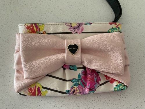 Betsey Johnson Wristlet Bow Regard Pink Wristlet