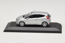 Ford Fiesta Mk7 Moondust Silver Metallic Minichamps 1:43 | 403088003