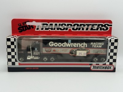 Matchbox Super Star Transporter Goodwrench Racing Team - 1:64 Diecast (READ)