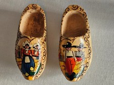 Pr Vintage Wooden Hand Painted Shoes Clogs Dutch Holland 7 1/2" W Wire Hangers