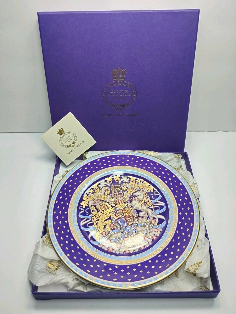 Elizabeth II (1952-2022) Royal Plate Historical Royalty