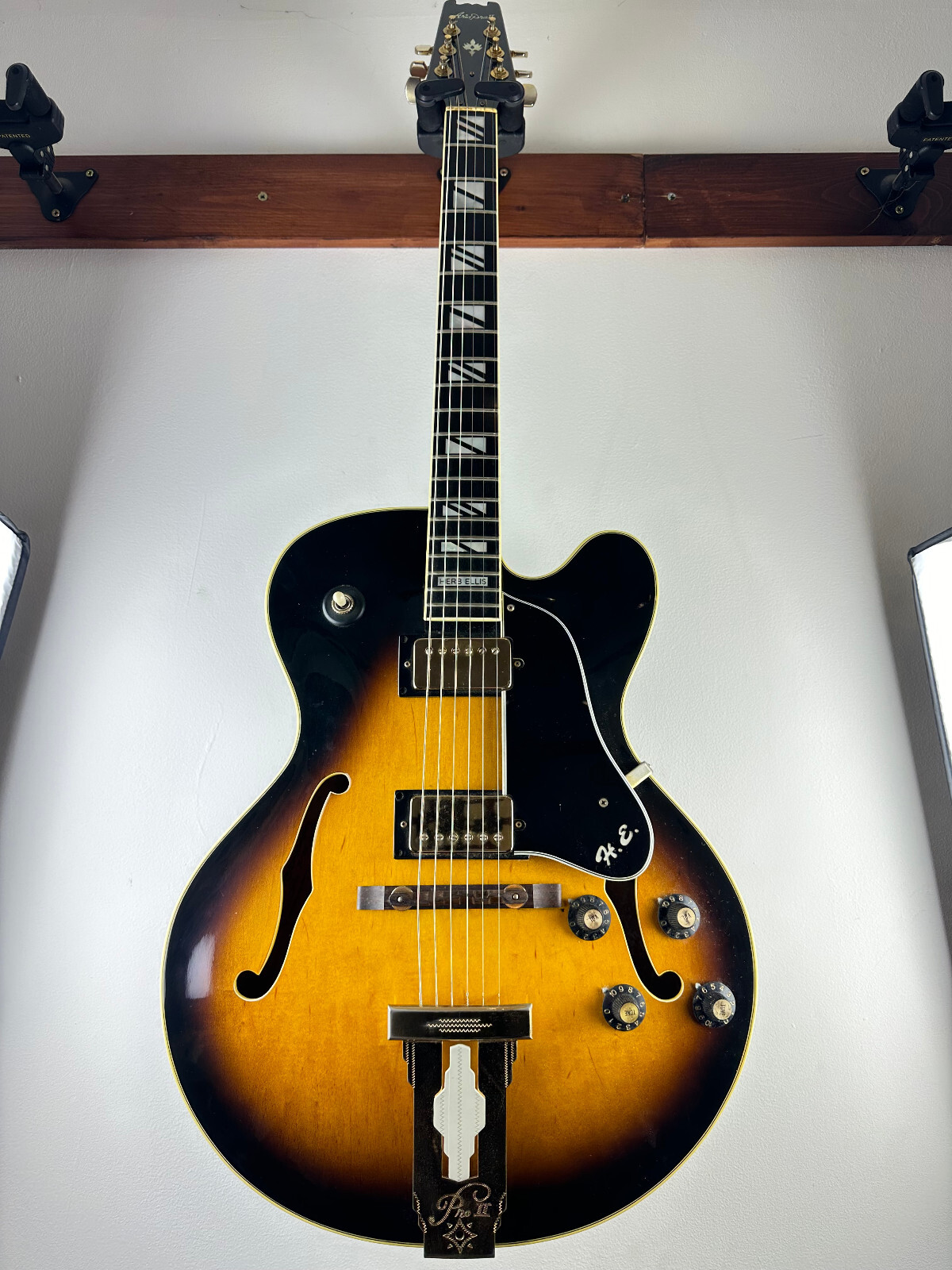 Aria Pro II Herb Ellis Signature PE175 1981 Sunburst Jazz Guitar Rare