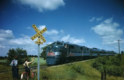GM's Train of Tomorrow at Lake Orion, Michigan in 1947 - 5 x 7 Photo