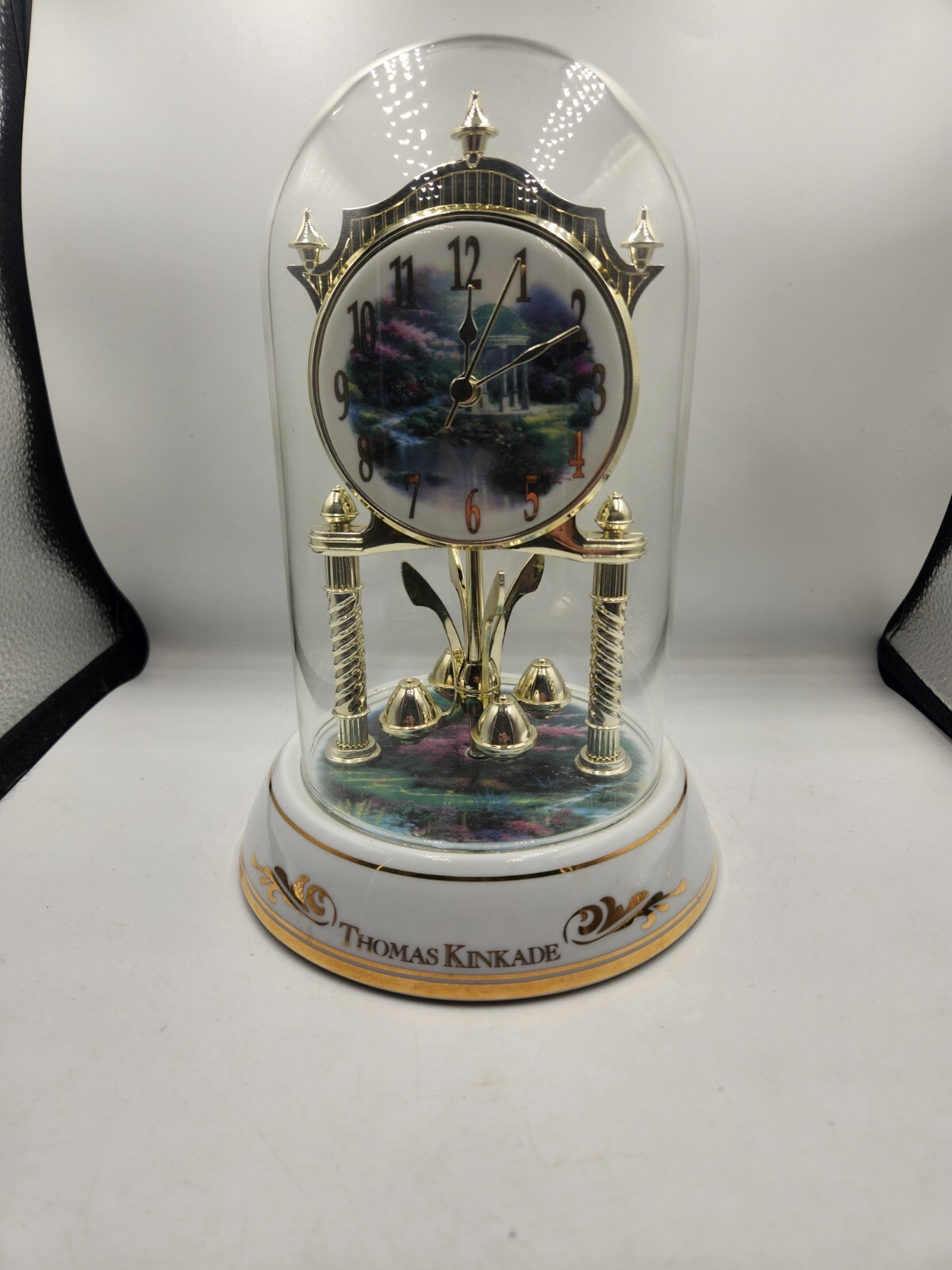 Thomas Kinkade Anniversary Clock with Westminster Chime/Pools of