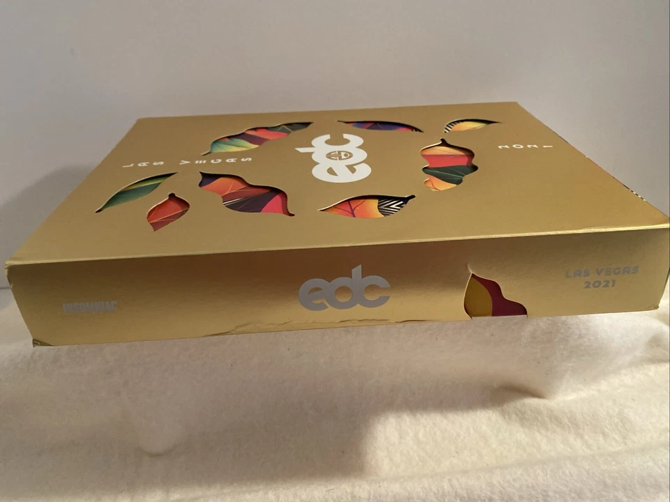 EDC Las Vegas 2021 Box & Accessories Bracelet Pins Stickers No Bracelet Included - Image 2 of 4