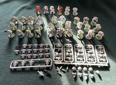Warhammer 40k Space Marines Wolves Claw / Hunters x35 3rd Edition Plastic OOP