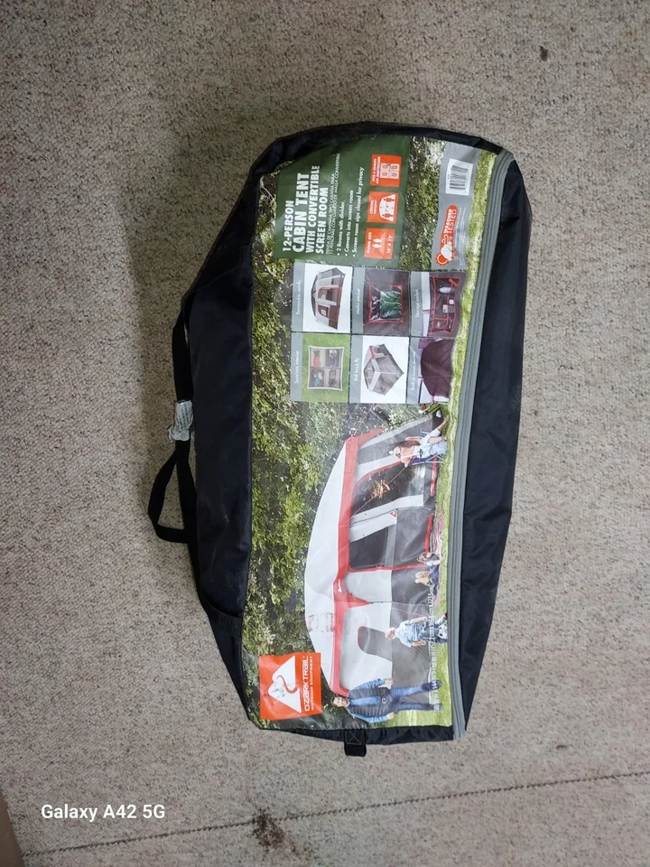 Tienda de campaña Ozark Trail para 12 personas, con sala de pantalla convertible Foto 4 de 4