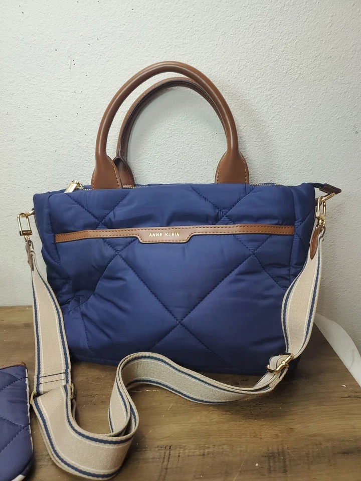 ANNIE KLEIN WOMEN'S BLUE White Stripe QUILTED NYLON TOTE BAG Wristlet PURSE Set - Image 4 of 4