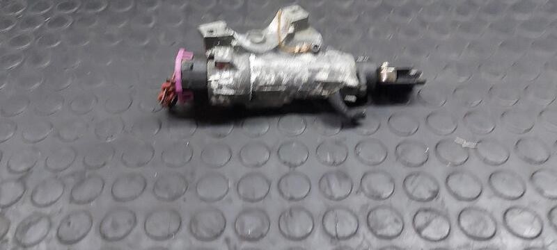 Picture 1 of 4