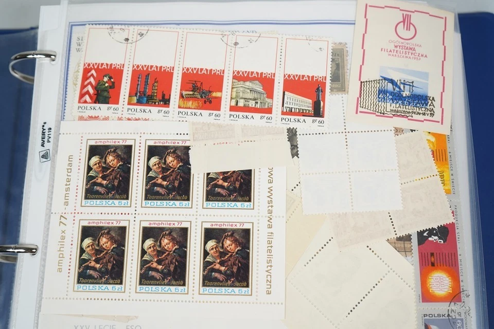 POLAND COLLECTION OF NEARLY 2300 STAMPS MINT & USED STORED IN BLUE ALBUM - Image 2 of 4