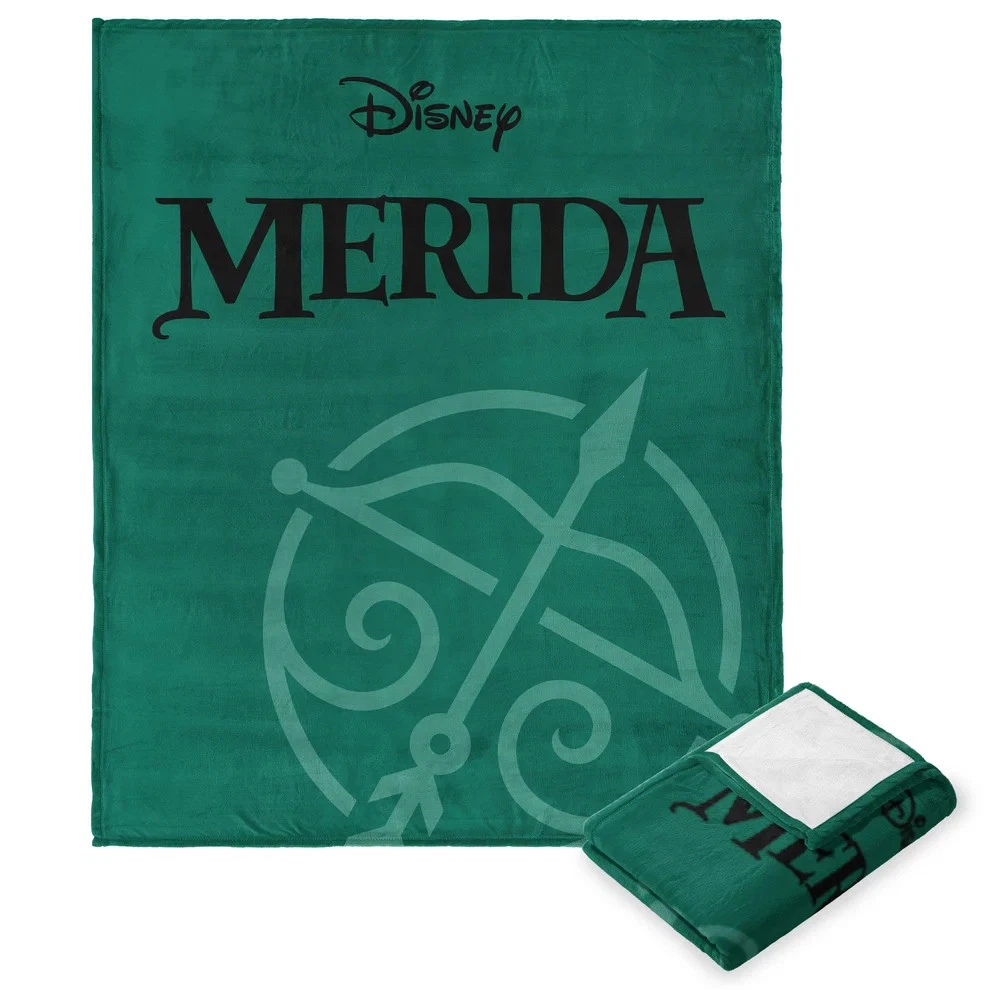 Disney Princesses Iconic Merida Cozy Fleece Blanket