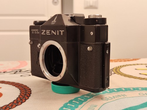Zenit TTL Analog Spiegelreflexkamera 35mm Vintage, Olympiade Moskau 80 + Ledertasche - Bild 5 von 20