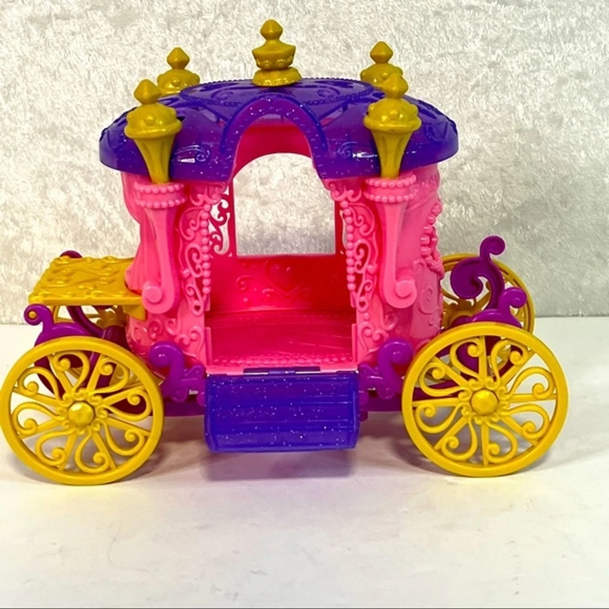 Disney royal sale carriage
