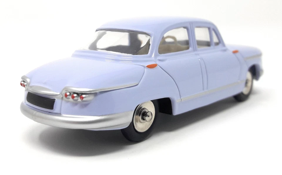 Dinky Toys de Atlas 1/43 Panhard P. L. 17 azul pálido modelo coche metal # 547  Foto 2 de 3