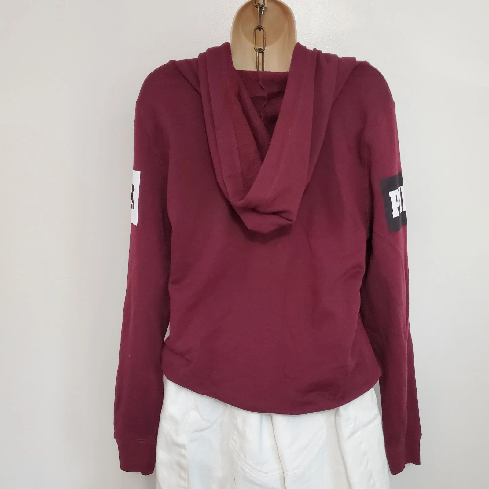 UNDERCOVER Felpa con cappuccio maglione Victoria Secret rosa perfetto preparazione cane prugna comoda