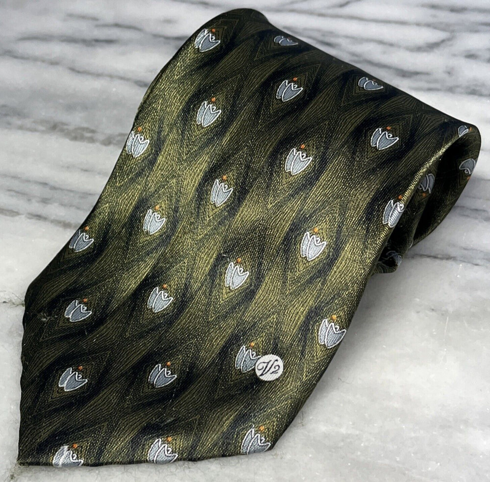 Versace V2 Men's Necktie 100% Silk Green Pattern Medusa **Silk Fraying Defect**