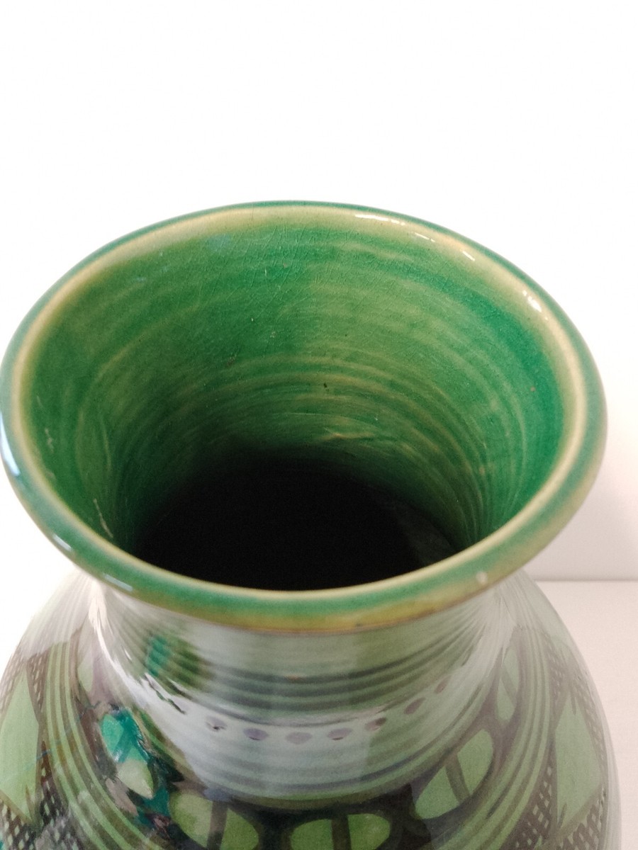 LARGE Vintage GREEN Glazed vase with Banded Decoration (crazed
