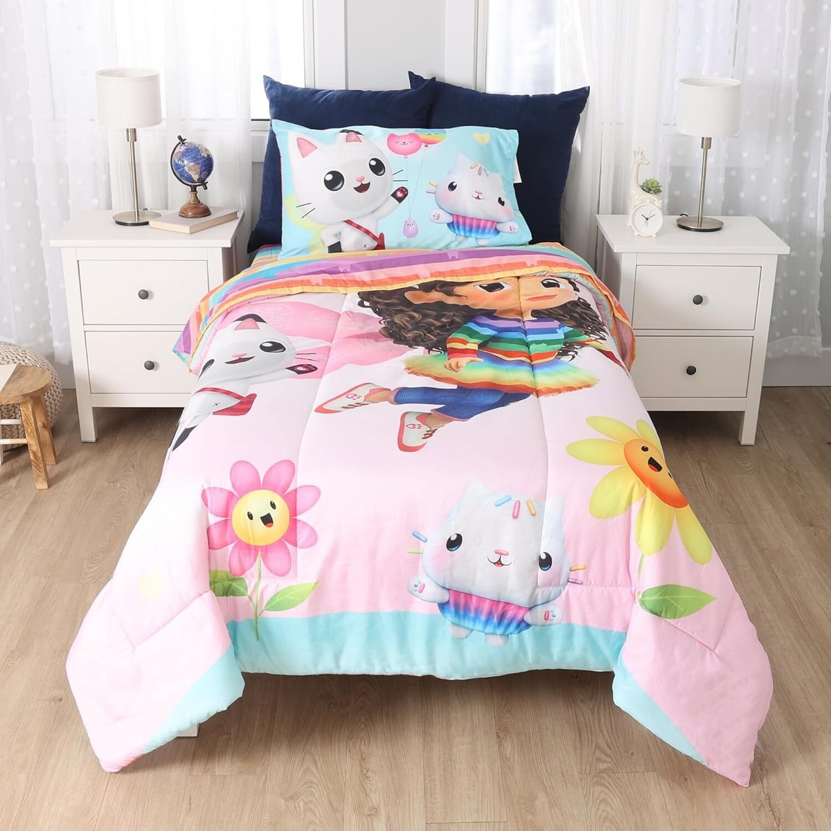 Gabby's Dollhouse 4-Piece Twin Bedding Set with Reversible