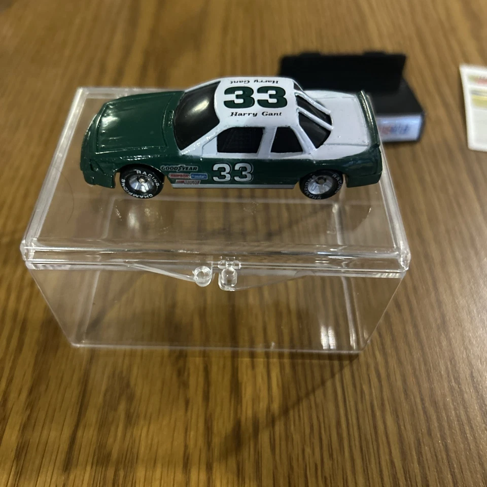Vintage 1989 Racing Champions 1/64 Harry Gant #33 - In Plastic Case W/ Card&Base - Image 4 of 4