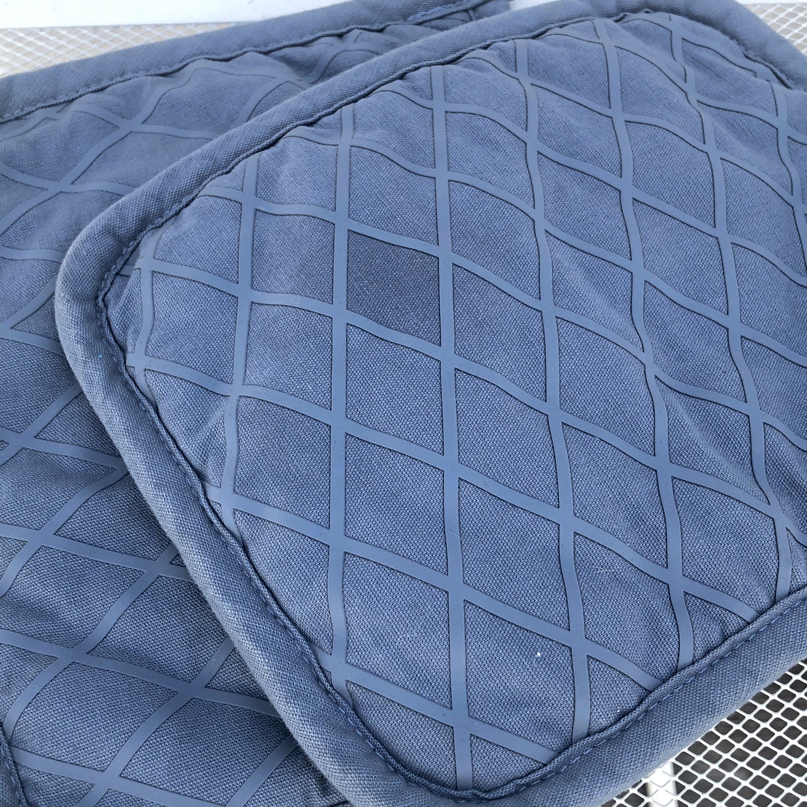 Target Figmint 2 Potholder Oven Mitten Mitts Cotton Blue Silicon Gripper Pocket