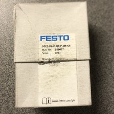 Czujnik ciśnienia Festo SDE5-D6-0-Q6-P-M8-G5
