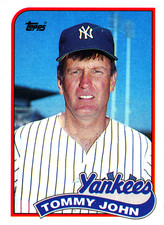 Tommy John 1989 Topps #359 New York Yankees Baseball card
