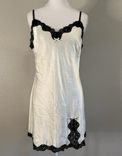 Victoria s Secret Vintage 2011 White Satin Black Lace Bow Slip Chemise Dress M