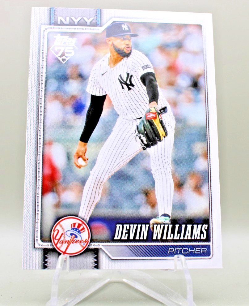 2026 Topps Series 1 - Devin Williams #239