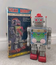 Vintage SH Horikawa Gear Robot, 1960's Japan.Battery operated with box.WORKS