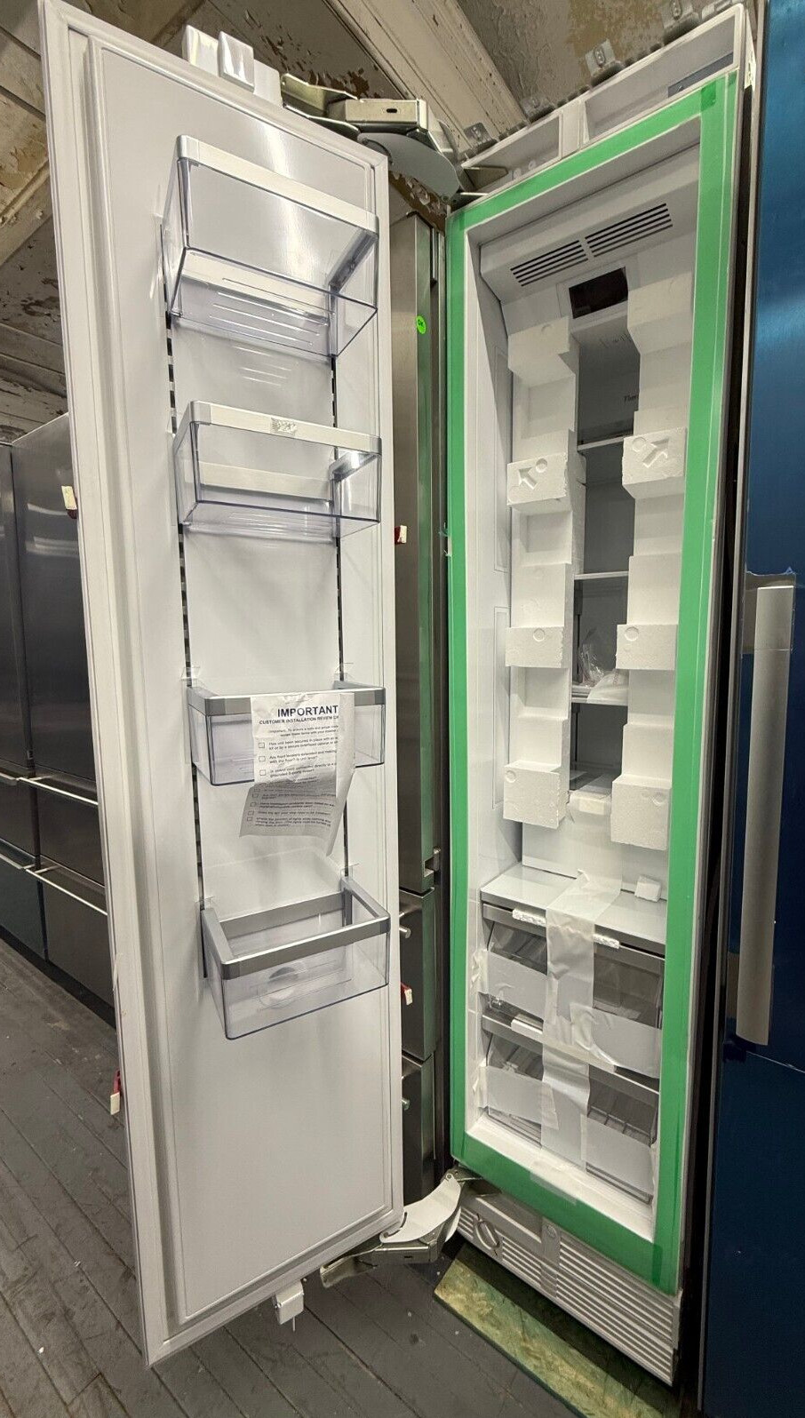 THERMADOR T18IF901SP 18" BUILT-IN FREEZER COLUMN WITH INTERNAL ICE MAKER