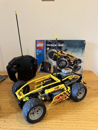 LEGO Racers: Hot Flame 8376 Car, Remote and Manual 2003 COMPLETE!