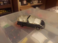 véhicule miniature van pontiac majorette