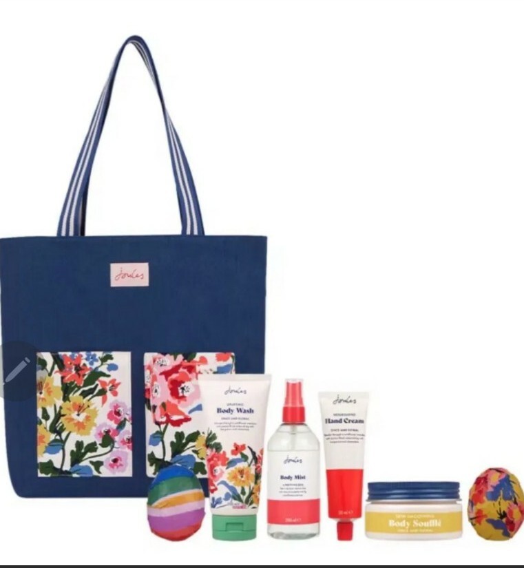 NEW Joules Ladies Weekend Tote Bag Floral Bag Strap Gift Wash Cream  Toiletries
