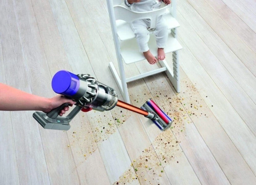 Dyson 226397-01 Cyclone V10 Absolute Aspirapolvere senza filo - Immagine 2 di 3