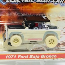 Auto World '71 Ford Baja Bronco, Off Road, XTraction, iWheels Limited Edition